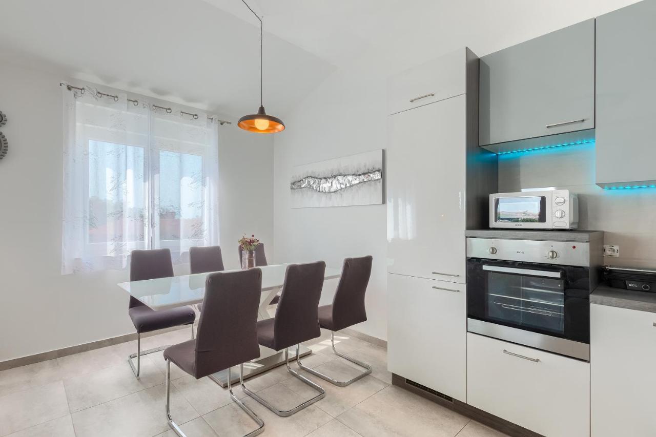 Dali Apartment Medulin Ngoại thất bức ảnh